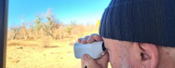 Camera Review: Canon PowerShot Zoom on Safari