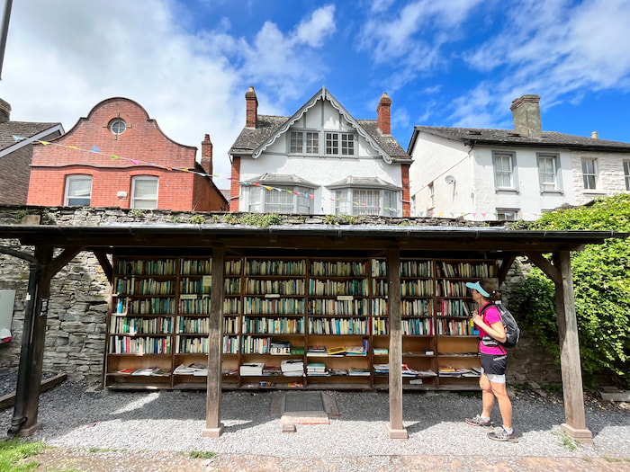 Offa’s Dyke Hike Library