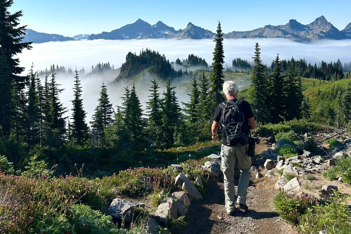Peak Design Camera Strap Hiking and Outdoor