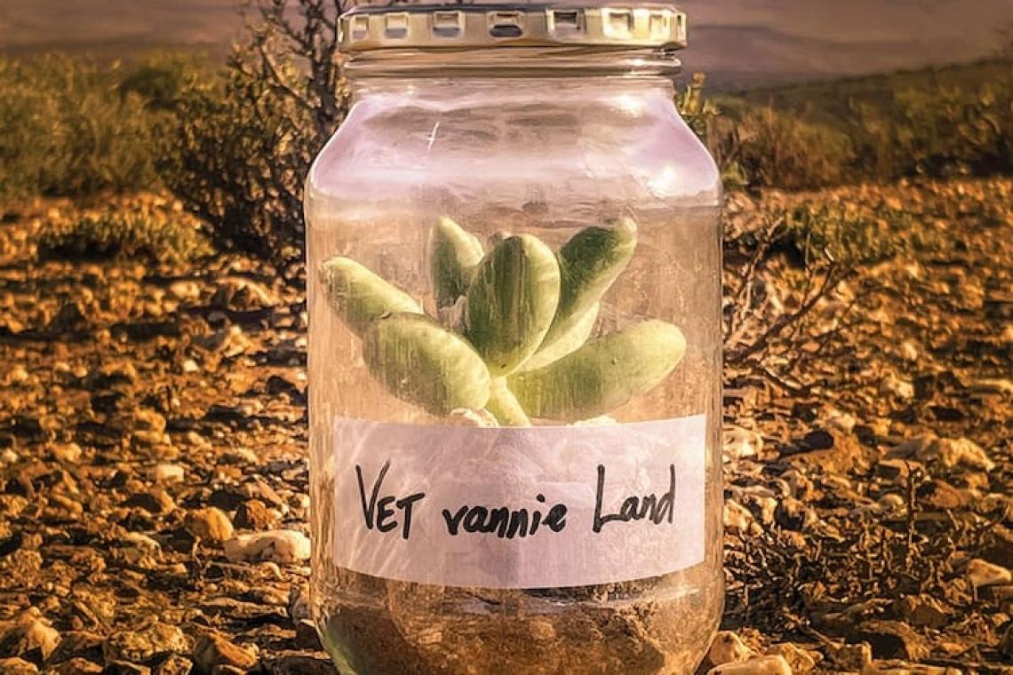 A Poster for the conservation movie "Vet vannie land"