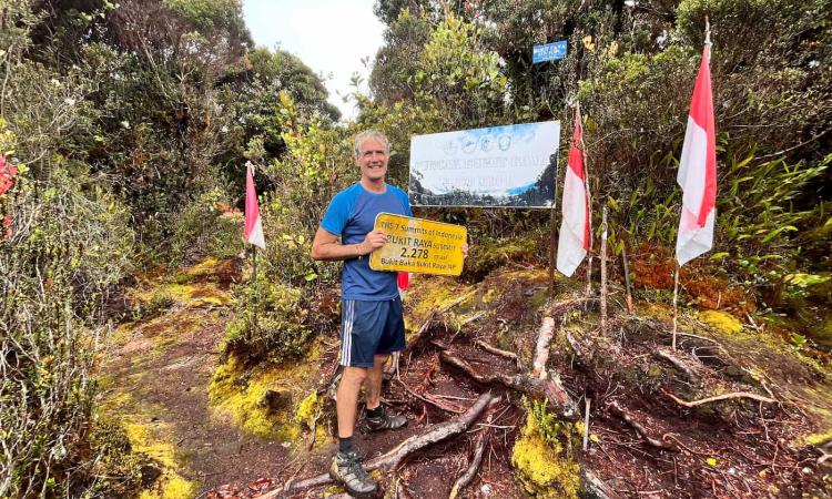 Gunung Bagging in the Ring of Fire: A Quest for Indonesia's 7 Summits